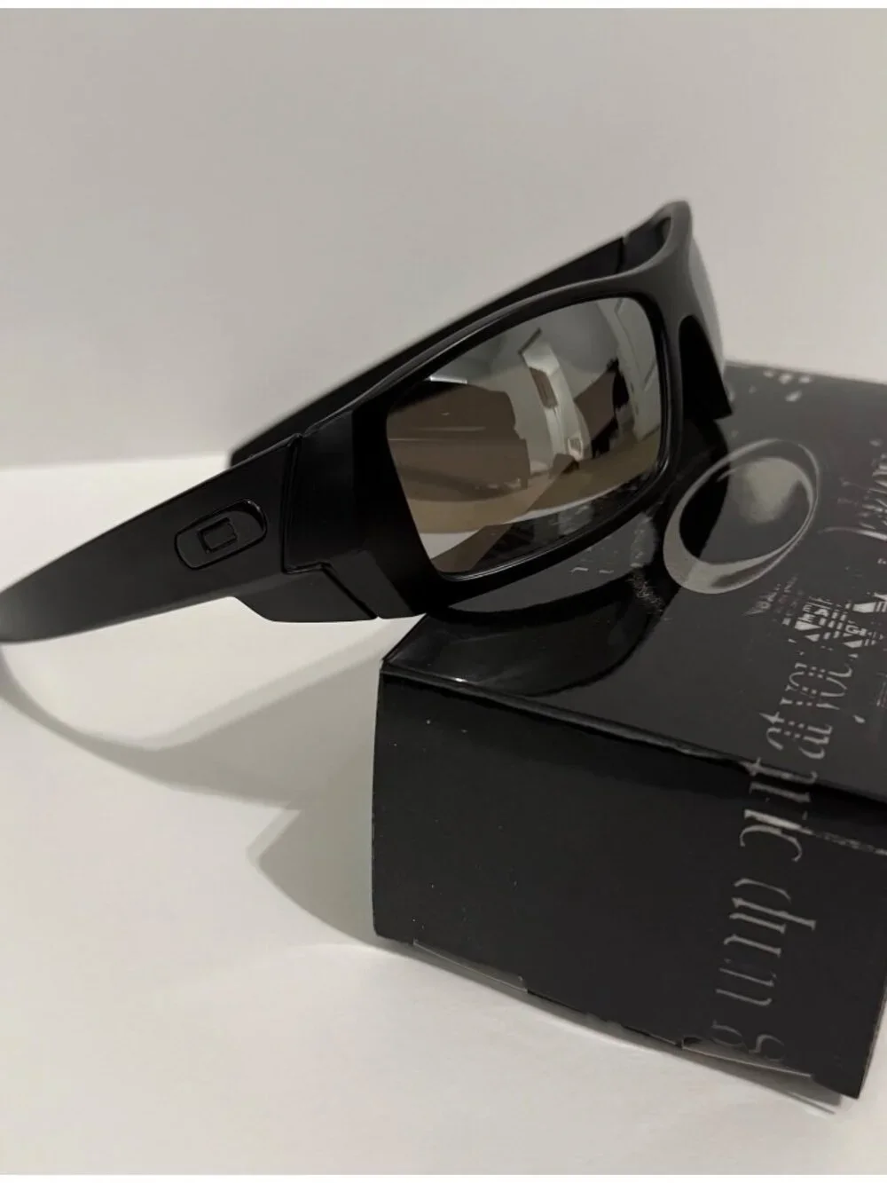 Oakley GASCAN Black Matte Frame OO9014 Chrome Iridium Lenses - Picture 4 of 7